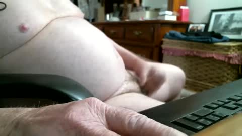 Snapshot of puppydog56 chatting on April 5, 9:56 pm puppydog56 online show from April 5, 9:56 pm