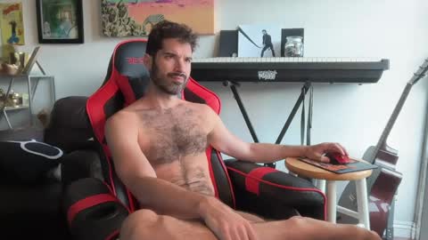Snapshot of pupscritch chatting on May 26, 3:52 pm Pup Scritch online show from May 26, 3:52 pm