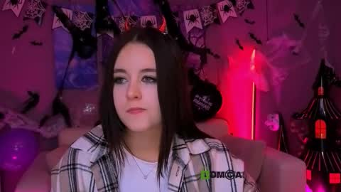Snapshot of pure_angel1 chatting on October 23, 10:47 am pure angel1 online show from October 23, 10:47 am