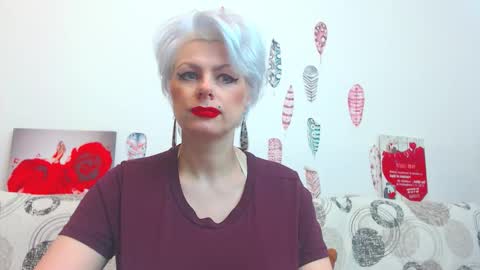 Snapshot of pure_seduce_wow chatting on January 12, 4:07 am Goldie online show from January 12, 4:07 am