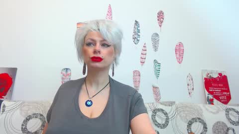 Goldie online show from February 12, 4:07 am