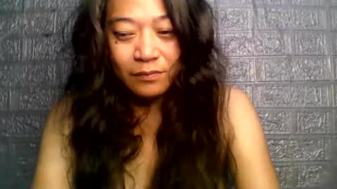 Snapshot of pure_sweetasian chatting on May 22, 7:19 pm pure_sweetasian online show from May 22, 7:19 pm