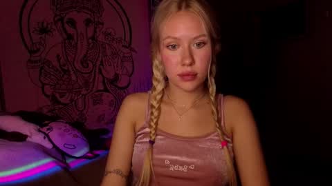 Megan online show from February 18, 6:48 pm