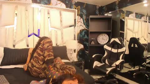 Experienced guys  online show from June 16, 1:30 am