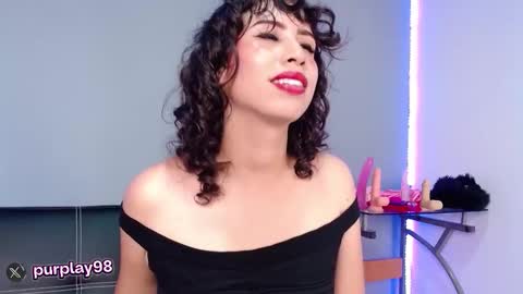 Snapshot of purplay_98 chatting on December 3, 7:00 pm purplay_98 online show from December 3, 7:00 pm