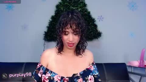 Snapshot of purplay_98 chatting on December 26, 4:04 pm purplay_98 online show from December 26, 4:04 pm