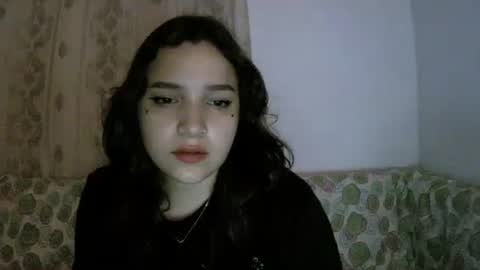 Snapshot of purple_23 chatting on January 11, 7:46 am Lizzy online show from January 11, 7:46 am