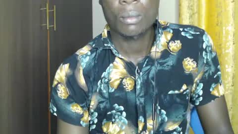 purple_hearts online show from July 22, 4:04 am