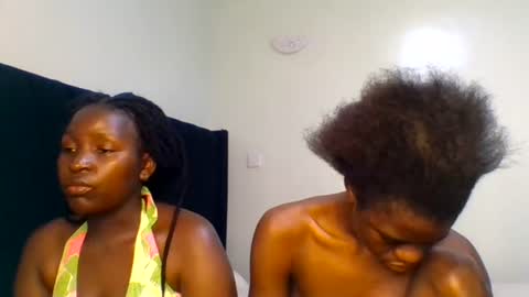 Snapshot of purple_honey2 chatting on June 27, 7:57 am Honey online show from June 27, 7:57 am