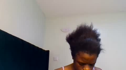 Snapshot of purple_honey2 chatting on June 28, 7:14 am Honey online show from June 28, 7:14 am