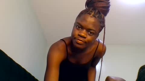 Snapshot of purple_honey2 chatting on July 1, 7:35 pm Honey online show from July 1, 7:35 pm