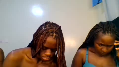 Snapshot of purple_honey2 chatting on July 6, 7:27 pm Honey online show from July 6, 7:27 pm