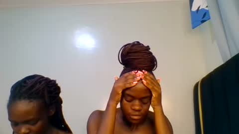 Snapshot of purple_honey2 chatting on July 8, 5:17 pm Honey online show from July 8, 5:17 pm