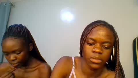 Snapshot of purple_honey2 chatting on July 11, 3:31 am Honey online show from July 11, 3:31 am