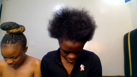 Snapshot of purple_honey2 chatting on July 27, 8:27 pm Honey online show from July 27, 8:27 pm