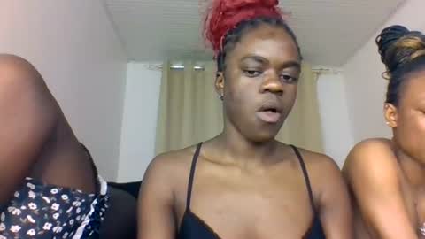 Snapshot of purple_honey2 chatting on August 1, 7:13 pm Honey online show from August 1, 7:13 pm