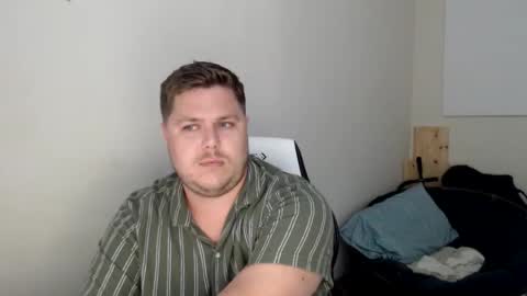 purplecups online show from April 16, 10:23 pm