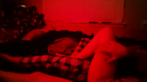 Snapshot of purpledreamzx chatting on December 8, 9:13 am purpledreamzx online show from December 8, 9:13 am