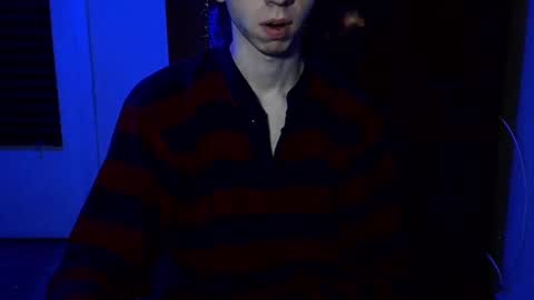 purplestarboy online show from February 14, 4:47 am