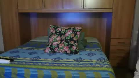 Mary online show from February 16, 9:16 am