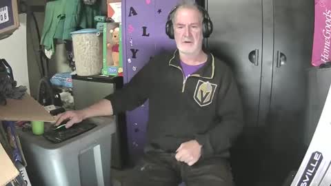 Mark online show from December 20, 4:14 pm