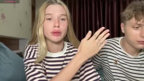 Lina online show from April 14, 3:07 pm