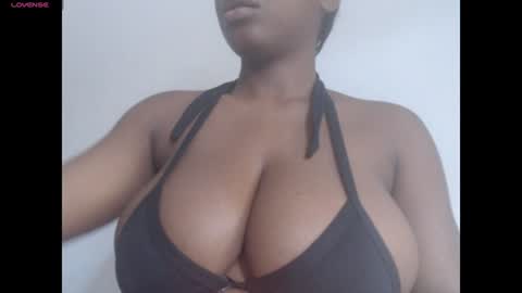 Snapshot of pussyxcockx chatting on July 3, 9:05 am pussyxcockx online show from July 3, 9:05 am