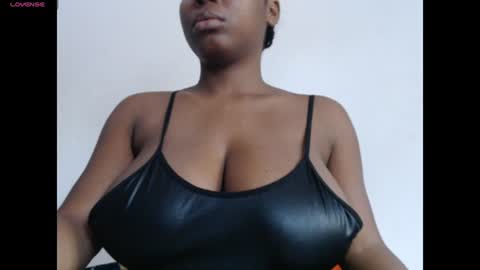 Snapshot of pussyxcockx chatting on July 5, 8:32 am pussyxcockx online show from July 5, 8:32 am