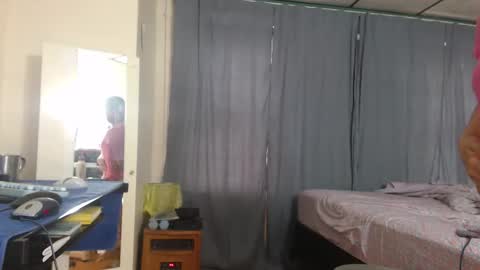 Snapshot of putiputi4u chatting on March 21, 9:40 pm putiputi4u online show from March 21, 9:40 pm