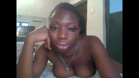 Snapshot of pweedy_ora chatting on July 18, 12:20 pm ora online show from July 18, 12:20 pm