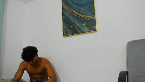 Snapshot of pyke_cum chatting on February 6, 11:32 am pyke_cum online show from February 6, 11:32 am