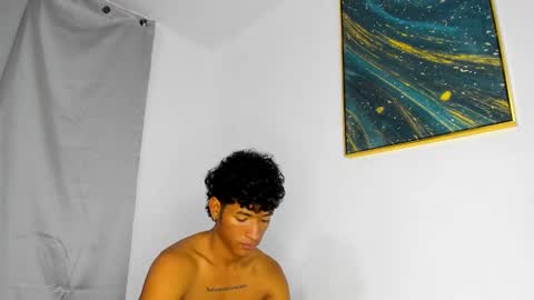 Snapshot of pyke_cum chatting on February 20, 11:32 pm pyke_cum online show from February 20, 11:32 pm