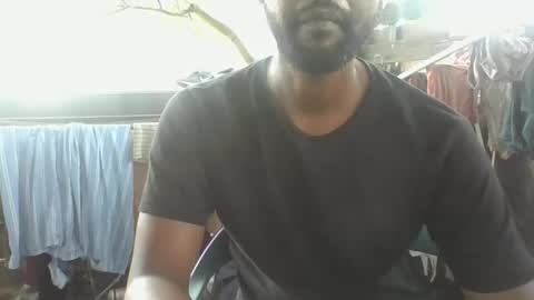 Snapshot of python974 chatting on February 20, 10:16 am Python online show from February 20, 10:16 am