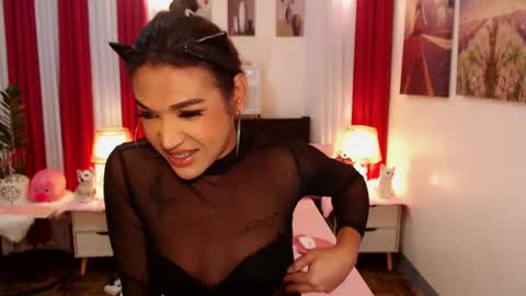 Queen Agatha online show from December 3, 12:16 pm