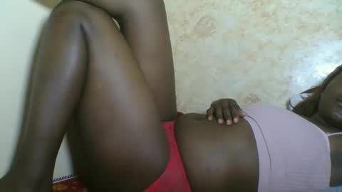 queen315810 online show from February 28, 8:04 am