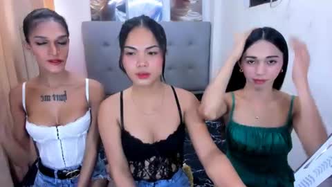 Snapshot of queen_arnie4utsxxx chatting on July 14, 8:36 pm Arnie online show from July 14, 8:36 pm