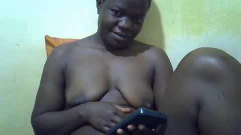 Snapshot of queen_darling3 chatting on July 1, 12:45 am Gentrix online show from July 1, 12:45 am