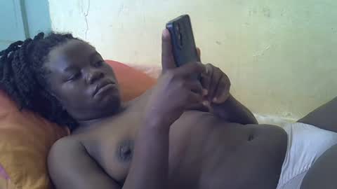 Snapshot of queen_darling3 chatting on July 17, 5:03 am Gentrix online show from July 17, 5:03 am