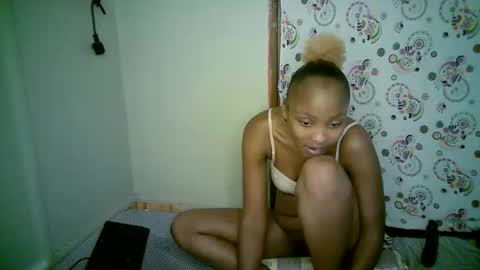 queen_dimple1 online show from May 1, 9:41 pm