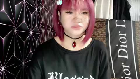 Snapshot of queen_elicktra chatting on April 26, 12:41 am JOY online show from April 26, 12:41 am