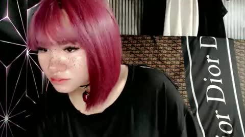 Snapshot of queen_elicktra chatting on May 6, 1:38 pm JOY online show from May 6, 1:38 pm