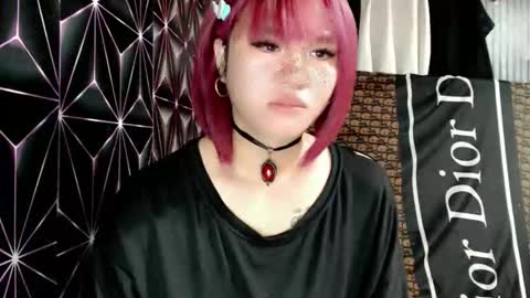 Snapshot of queen_elicktra chatting on May 8, 12:27 am JOY online show from May 8, 12:27 am