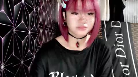 Snapshot of queen_elicktra chatting on May 13, 2:53 am JOY online show from May 13, 2:53 am