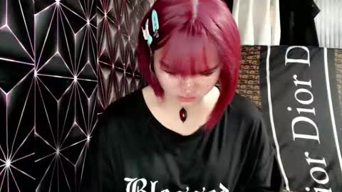 Snapshot of queen_elicktra chatting on May 18, 4:40 am JOY online show from May 18, 4:40 am