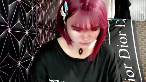 Snapshot of queen_elicktra chatting on May 20, 5:46 am JOY online show from May 20, 5:46 am