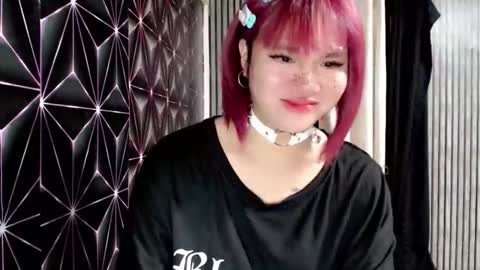 Snapshot of queen_elicktra chatting on May 31, 1:03 am JOY online show from May 31, 1:03 am