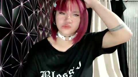 Snapshot of queen_elicktra chatting on May 31, 8:43 pm JOY online show from May 31, 8:43 pm