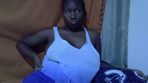 queen_jazmine online show from February 7, 6:22 pm