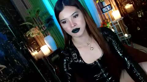 Snapshot of queen_kendalx19 chatting on October 10, 9:25 pm Kendal online here from 6am-3pm philippine time online show from October 10, 9:25 pm