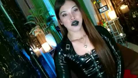 Snapshot of queen_kendalx19 chatting on October 11, 9:30 am Kendal online here from 6am-3pm philippine time online show from October 11, 9:30 am